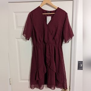 BTFBM dress burgundy Swiss dot V neck size large NWT
